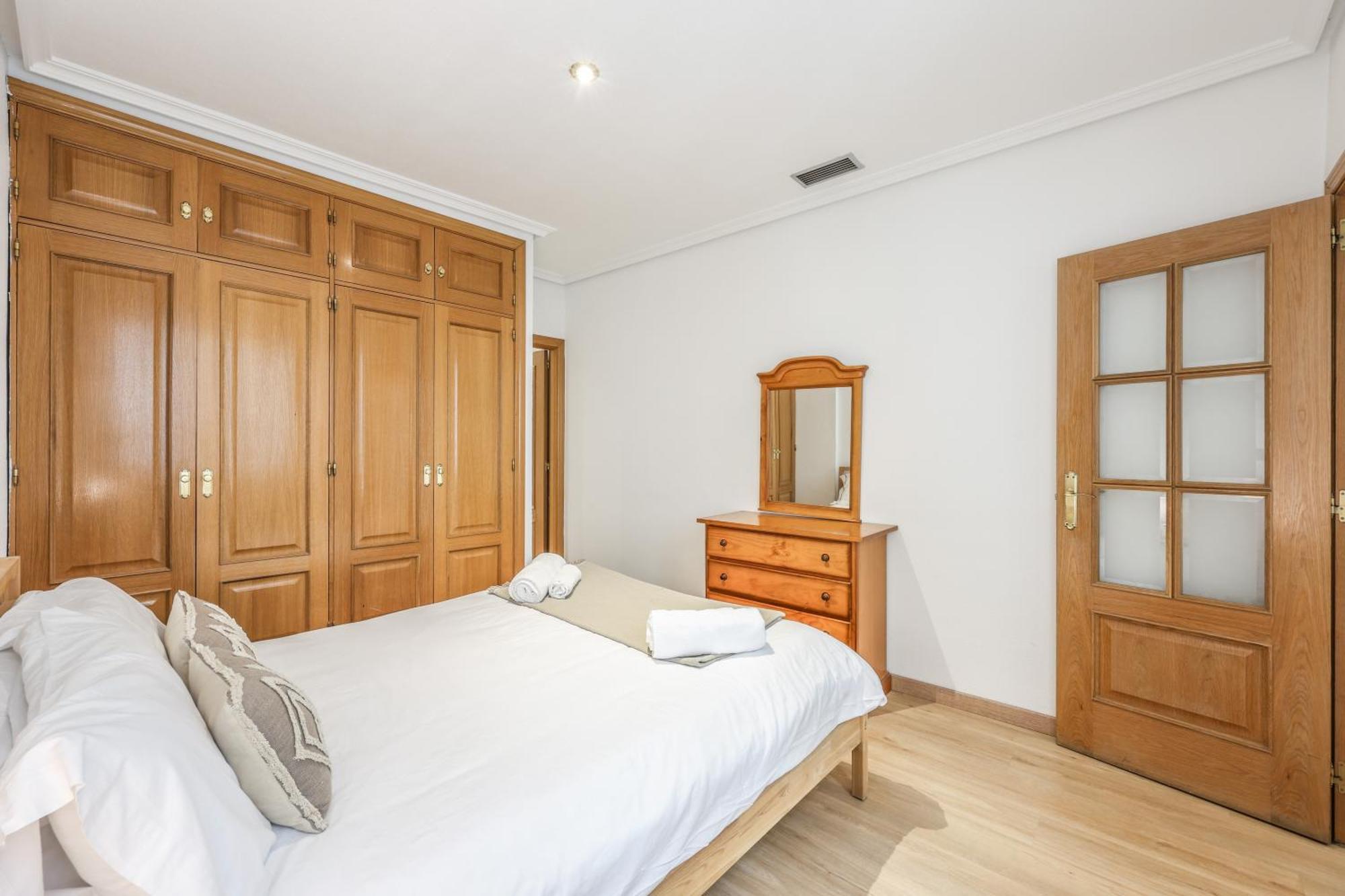 Top Gran Via Houses Madrid Exterior photo